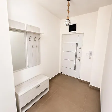 Modern Near Big Fashion Mall Appartement
