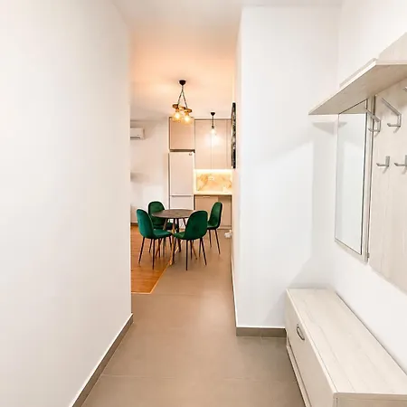 Appartement Modern Near Big Fashion Mall *